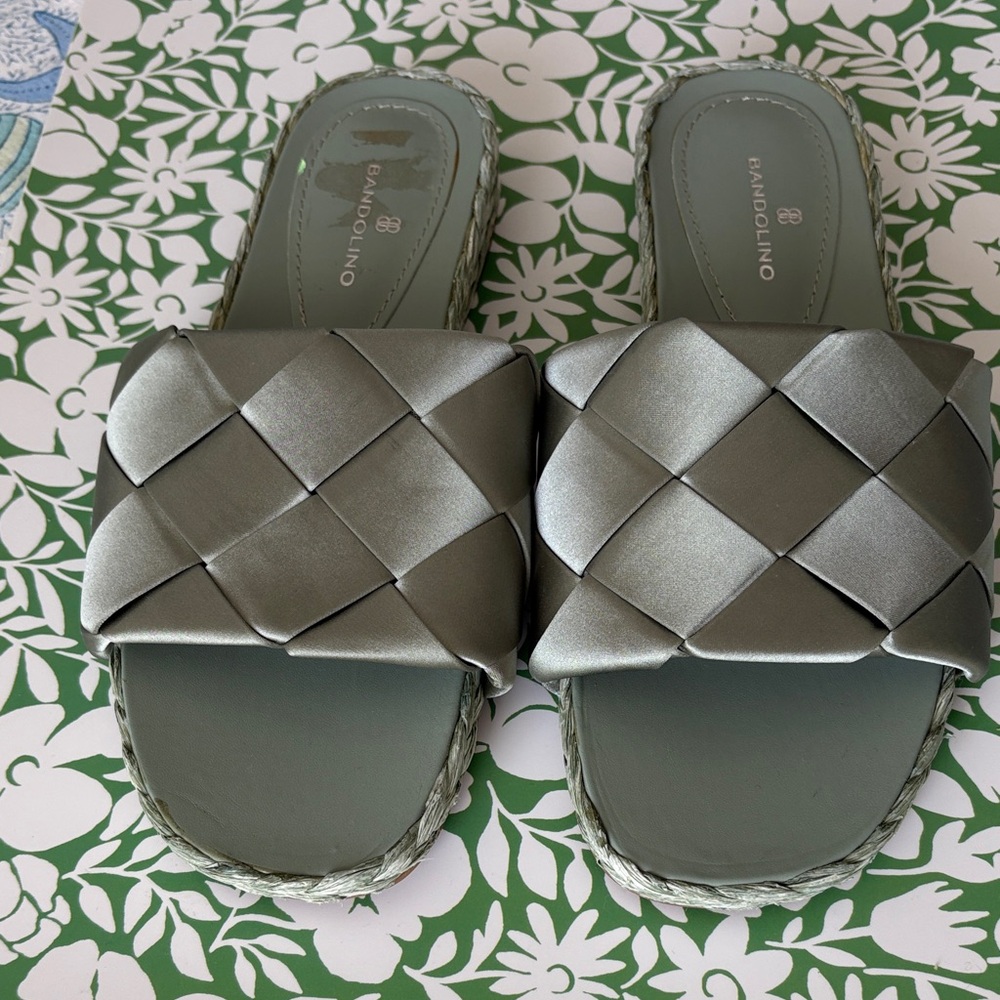 Bandolino Woven Slide Sandals NWOB Sz 9